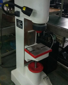 為何越來越多的客戶選擇自動(dòng)鉚接機(jī)？