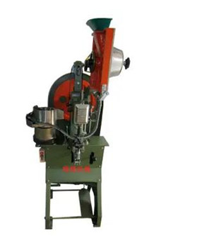 鉚接機(jī)鉚接時出現(xiàn)裂紋是怎么回事？