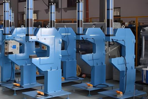 鉚接機(jī)出現(xiàn)小問題？教你一招就搞定！ 圖1