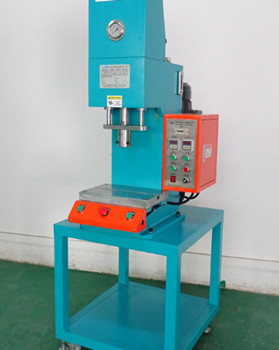 鉚接機(jī)大概多少錢一臺？