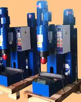 2020年冬季無(wú)鉚釘鉚接機(jī)價(jià)格貴不貴？